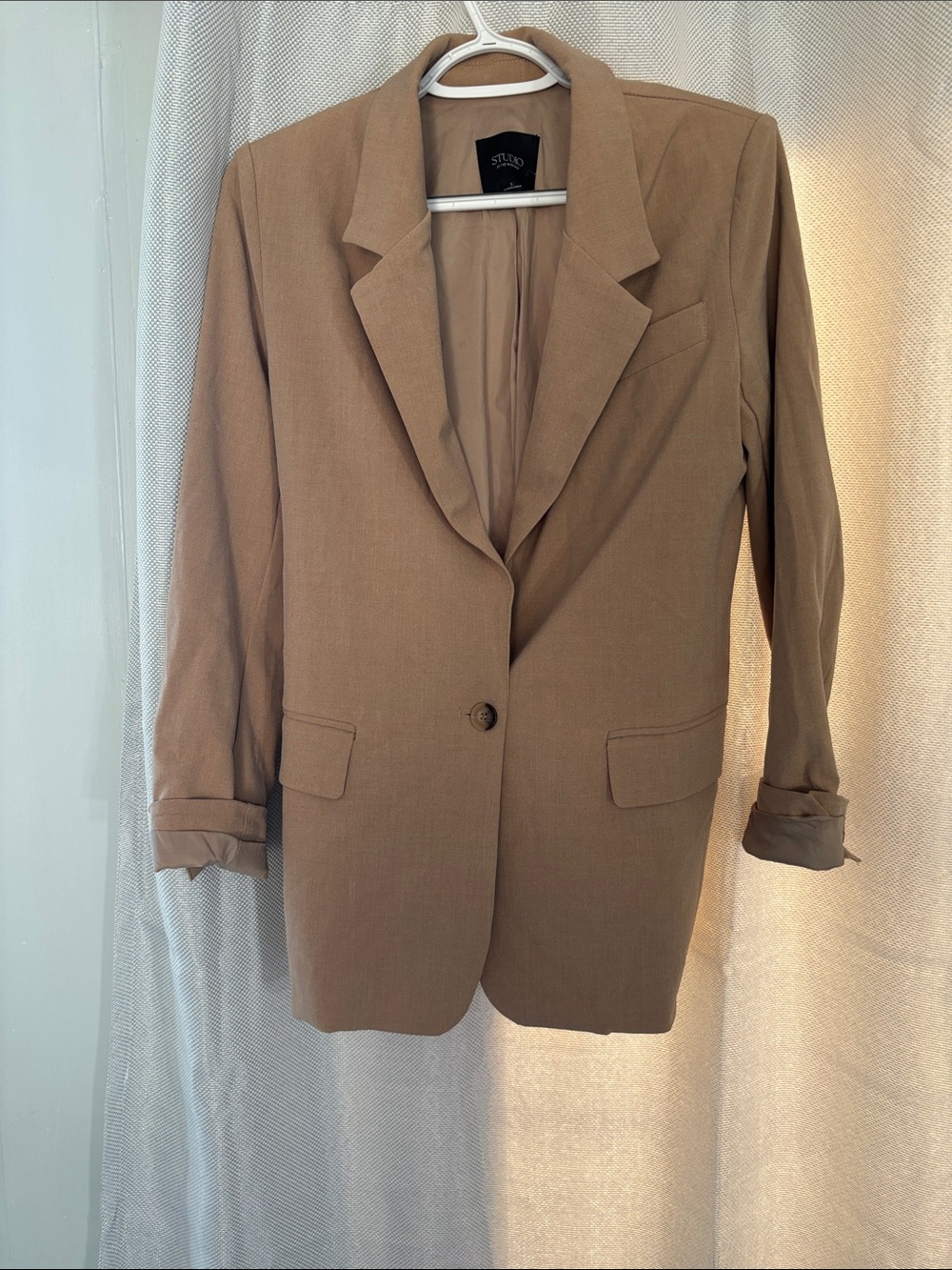 Studio Camel Single-Button Blazer - Tan